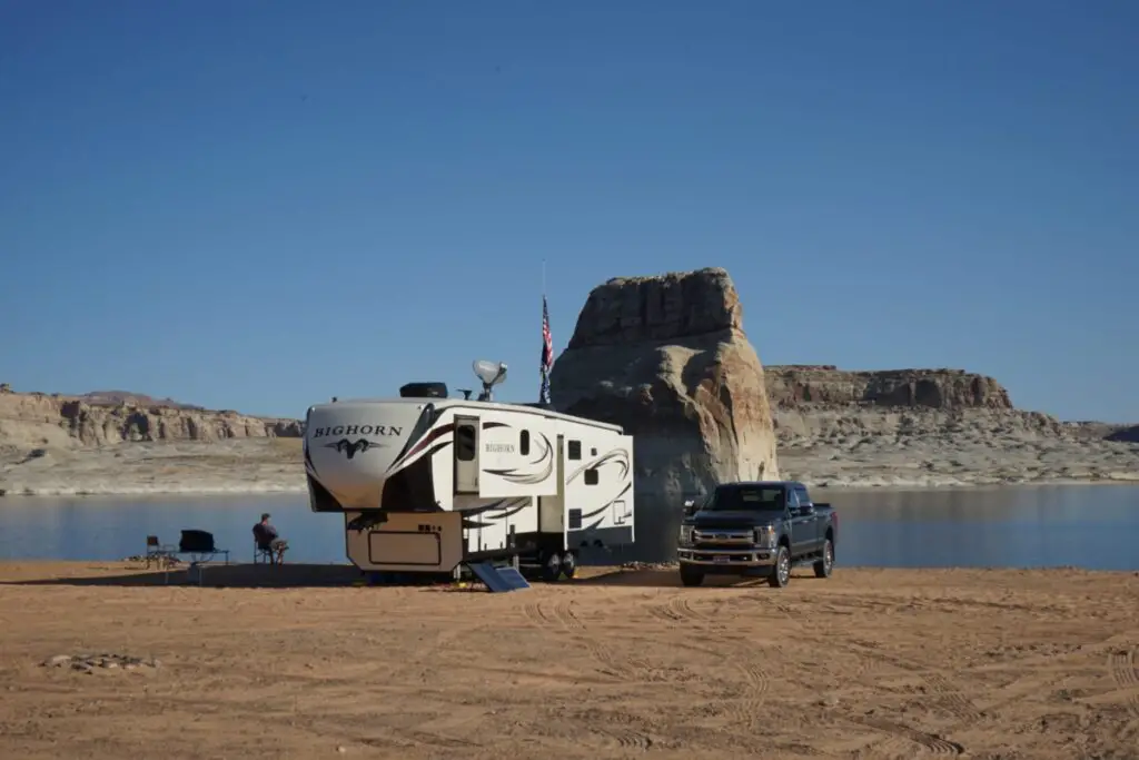 How To Boondock In A Motorhome